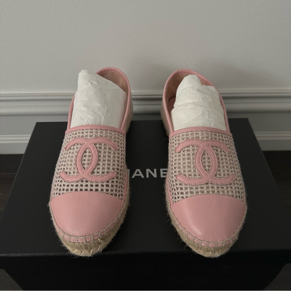 CHANEL pink/beige espadrilles (38)